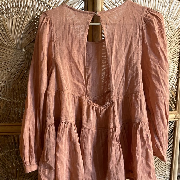 AE blouse - Picture 5 of 5